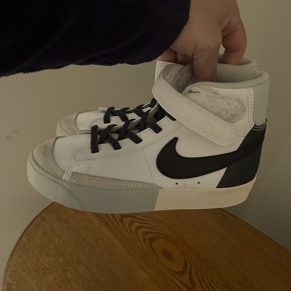 Boy Nike - size 13, brand new. Worn only around house.